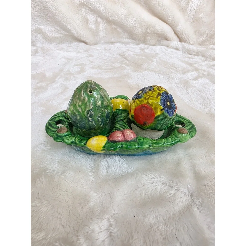 Vintage Ceramic Fruit‎ Vegetable Salt Pepper Shaker Set Tray Made in Japan